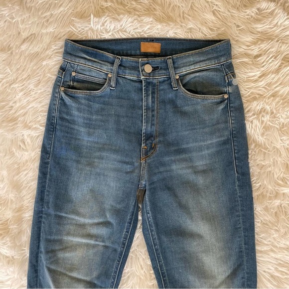 Mother Denim THE MID RISE DAZZLER ANKLE FRAY - Picture 13 of 14